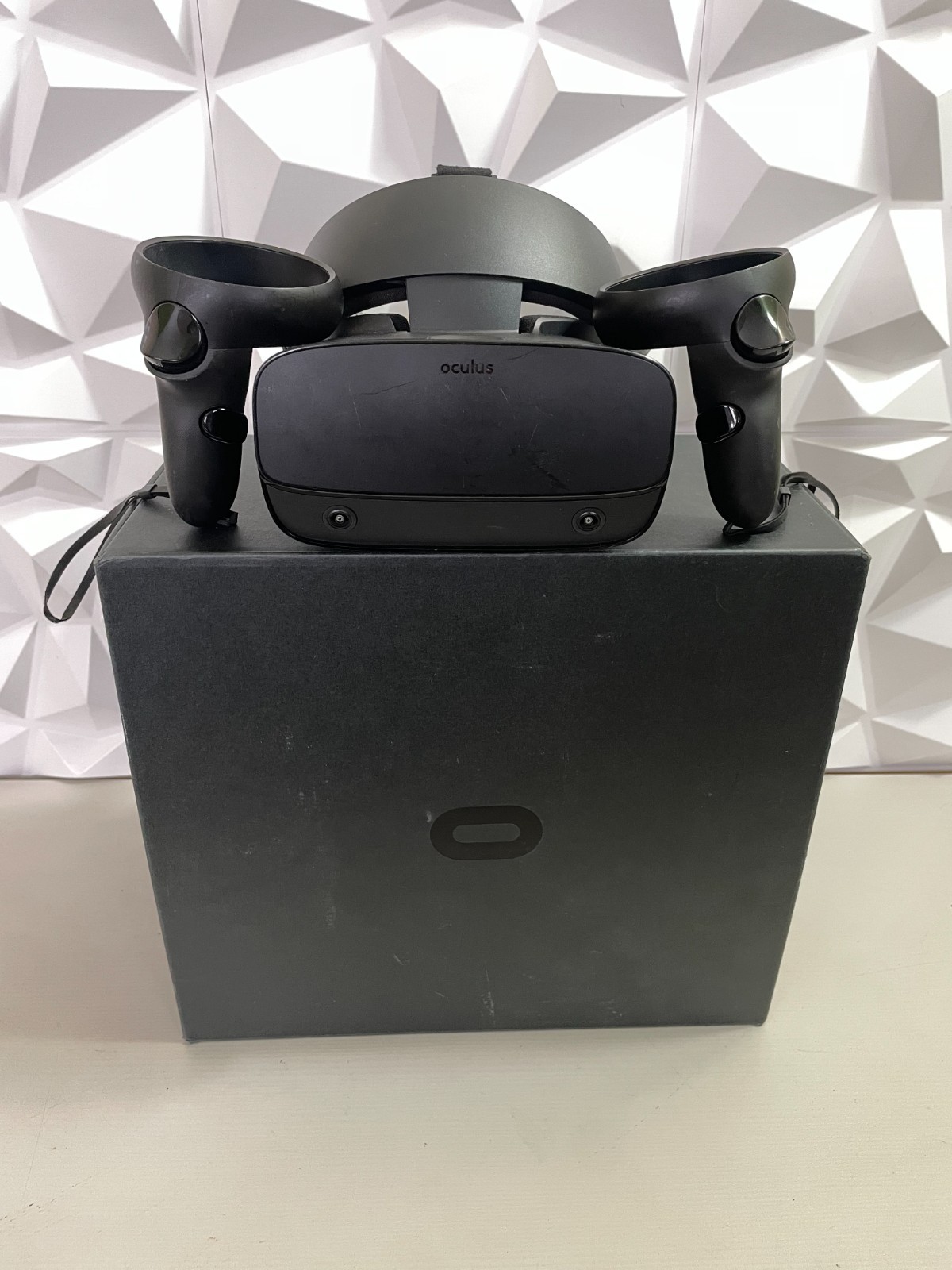 Oculus Rift S VR Meta Virtual Reality Viewer for PC steamVR 30 Day Warranty