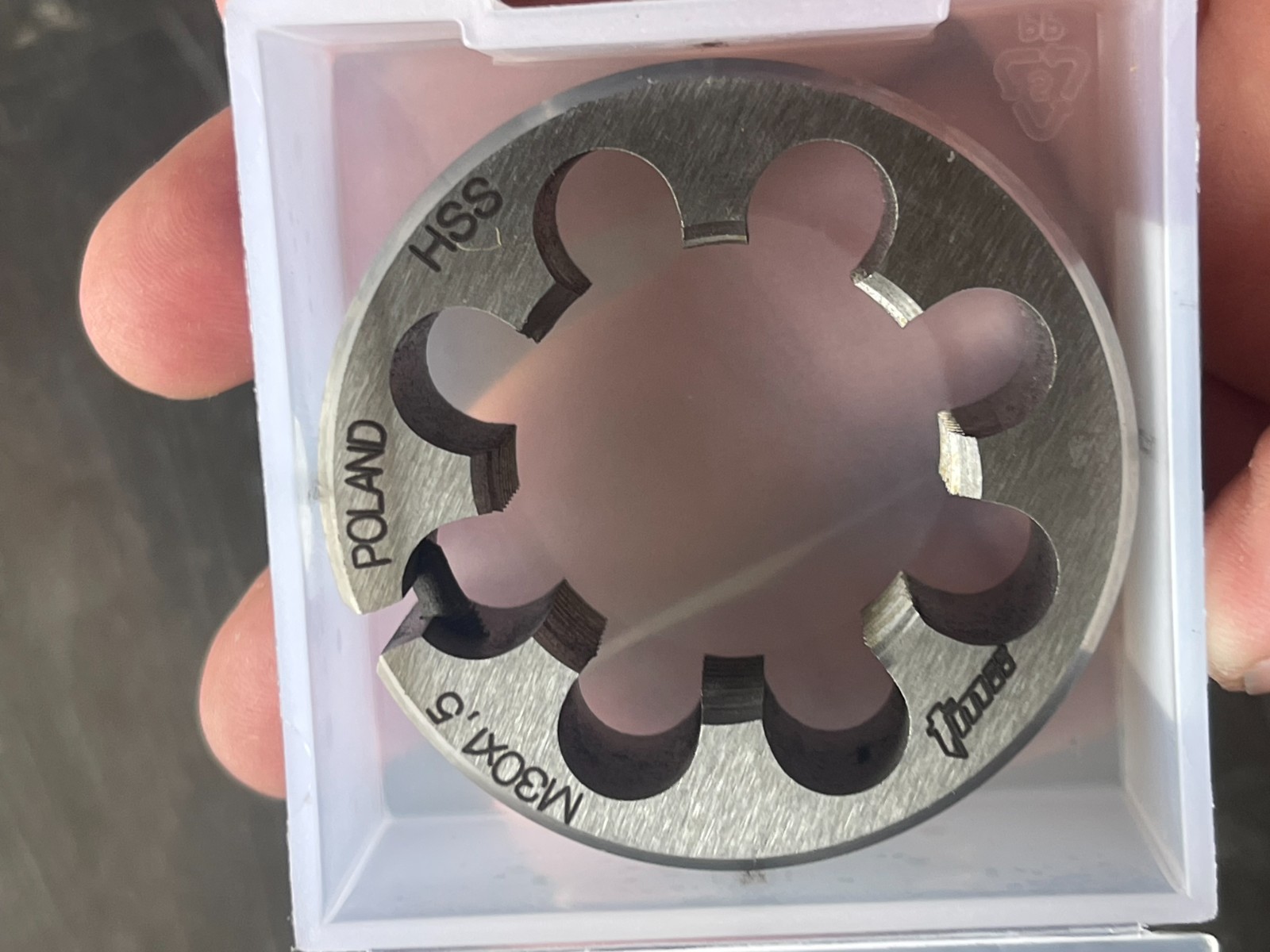 Toolmex  5-806-565 TMX Round Adjustable Die 2" OD x 5/8" thick, M30 x 1.5
