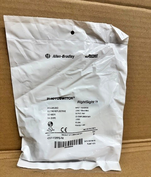 Allen Bradley Photoswitch Polarized Retroreflective Sensor 42EF-P2MPB-F4