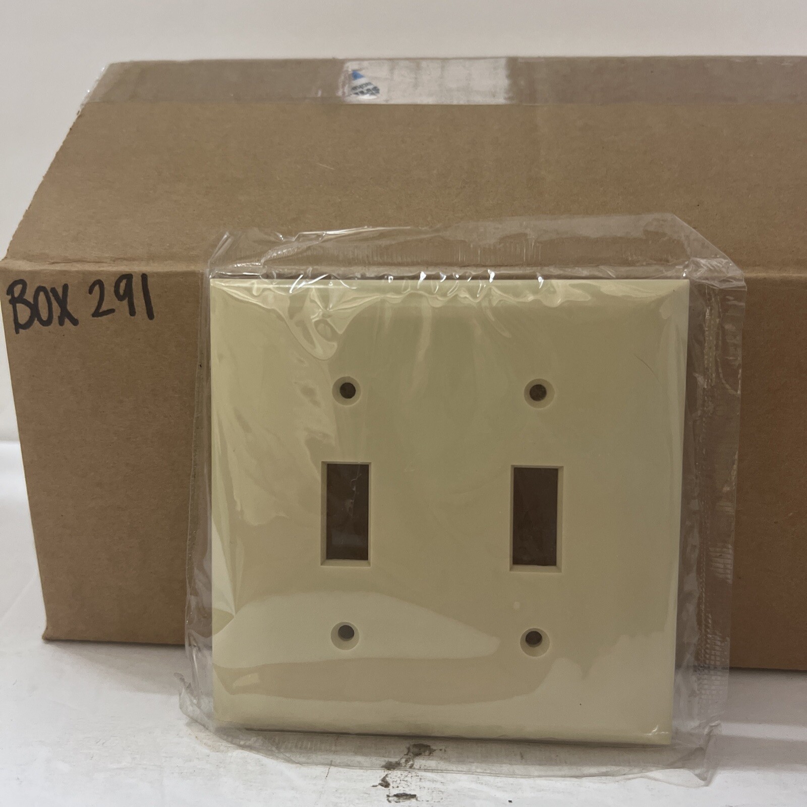 Sierra P23 Wallplate Ivory