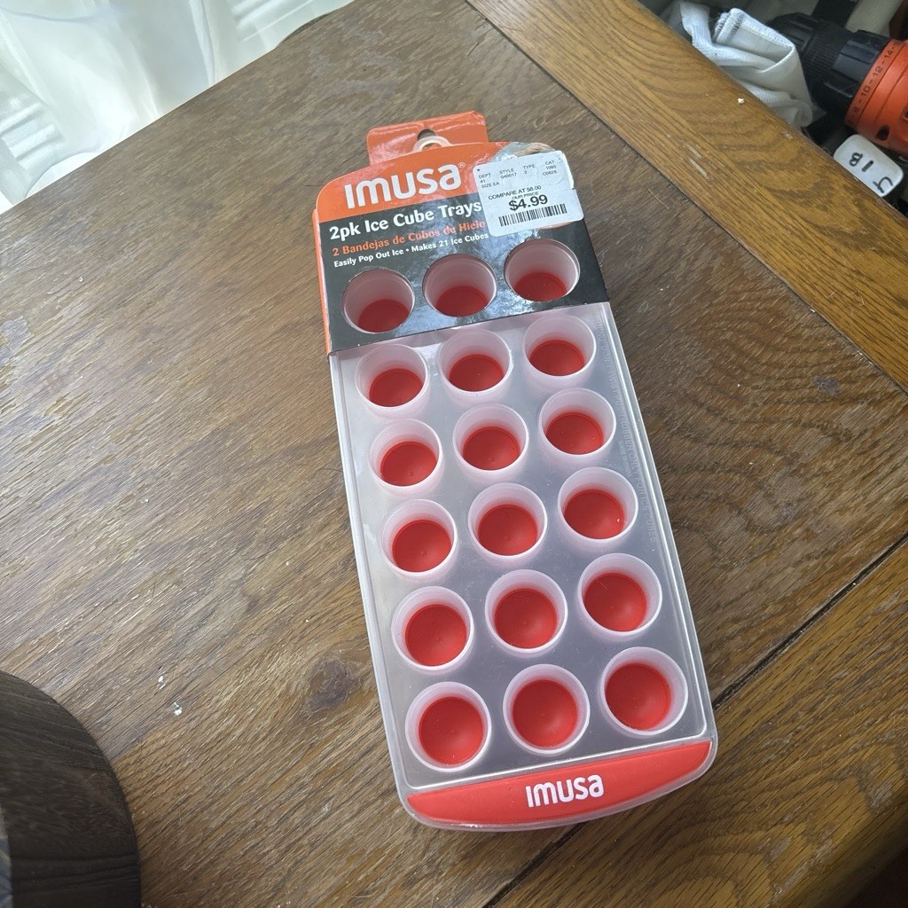IMUSA 2-Pack Ice Cube Trays, 21-Hole Round, Easy Pop-Out, Red/White Plastic
