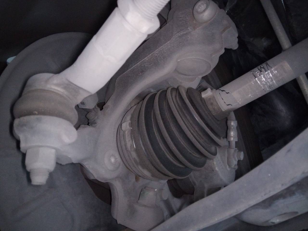 FRONT LEFT ANKLE / 2533001 FOR AUDI A3 SPORTBACK 8P 1.6 TDI AMBIENTE