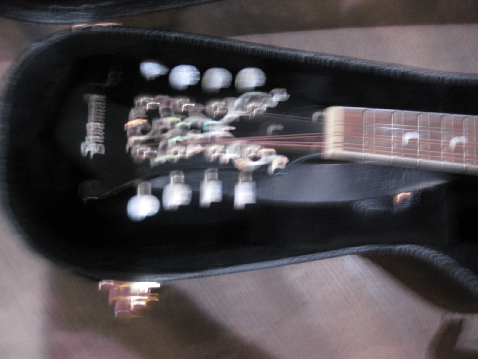 Vintage Savannah Mandolin F-Shaped 8 String. Case Excellent Condition