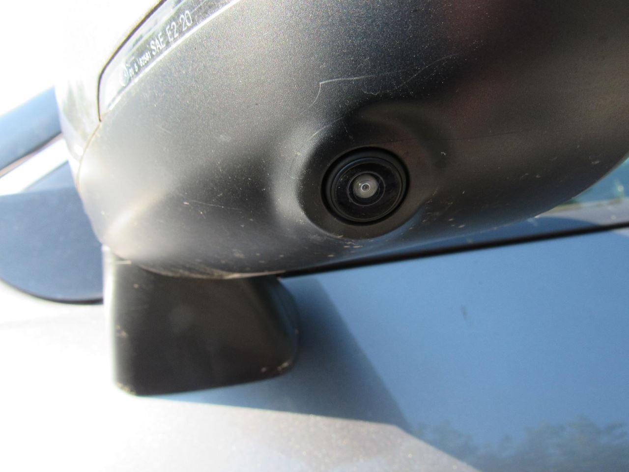 ROGUE 2023 Glove Box 1059369