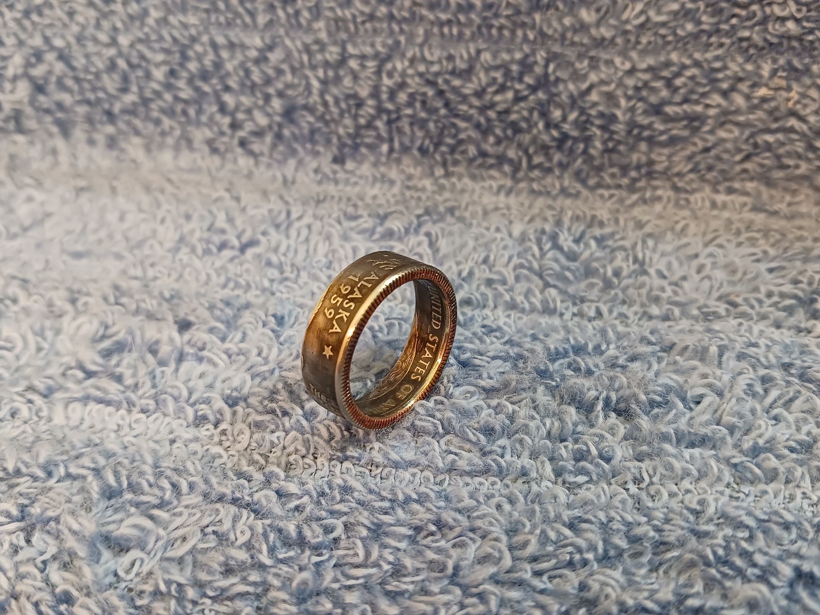 ALASKA Handcrafted Washington Quarters coin ring, size 6 -1/2  2008
