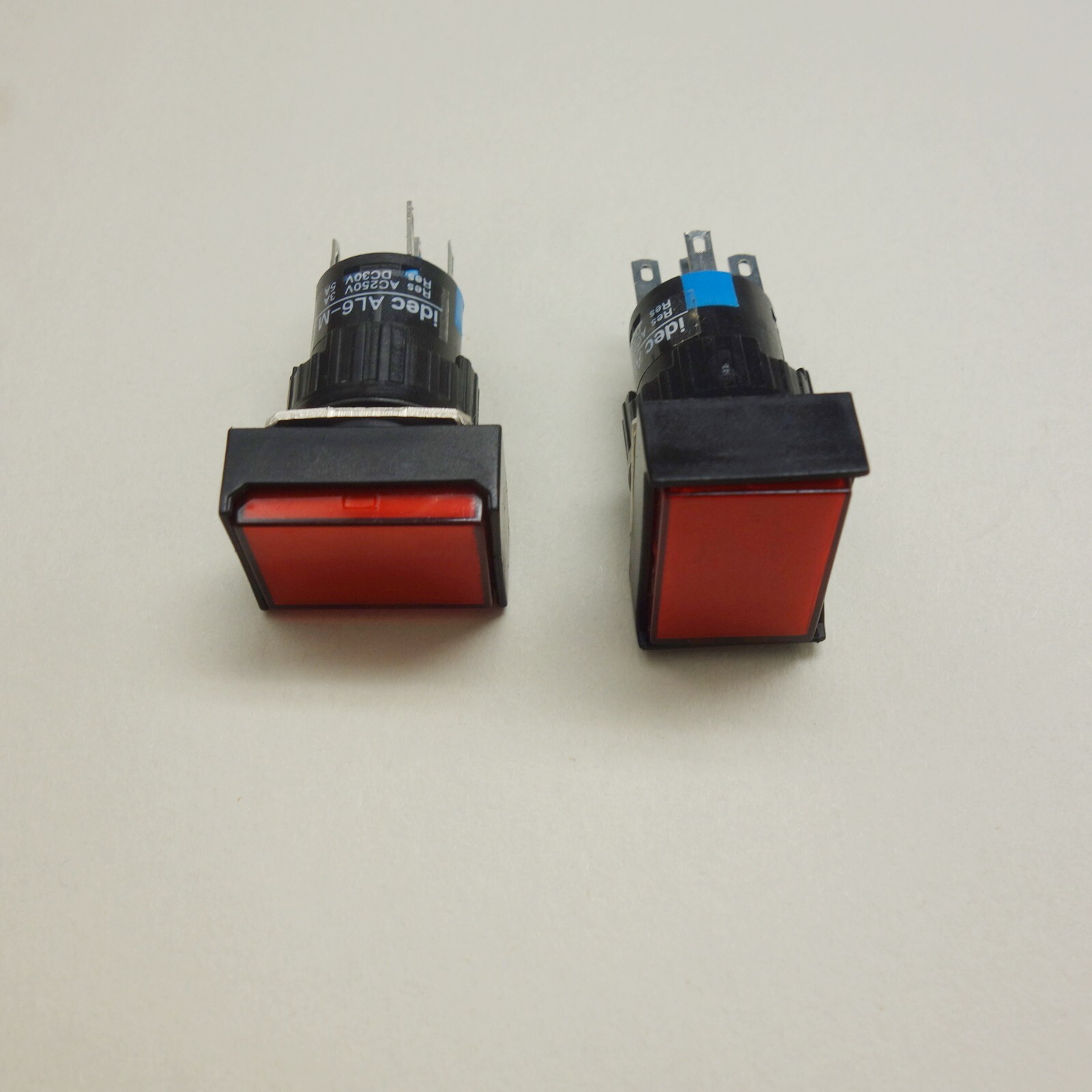 2PCS 16MM Retangular RED LED ILLUMINATED Momentary PUSH BUTTON 2NO/2NC 2POLES