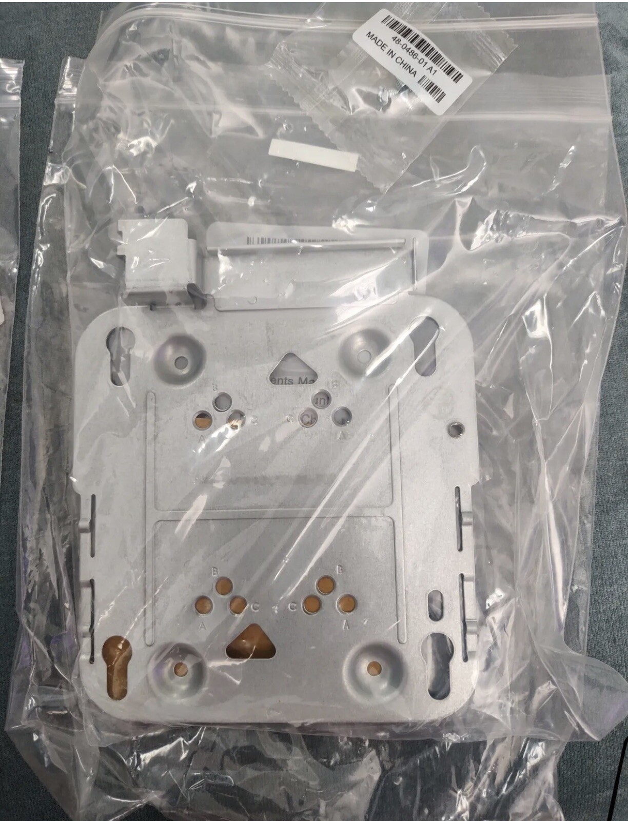 Ceiling Mount Bracket (Flush) Kit for Cisco Aironet Access Points + Ceiling Clip