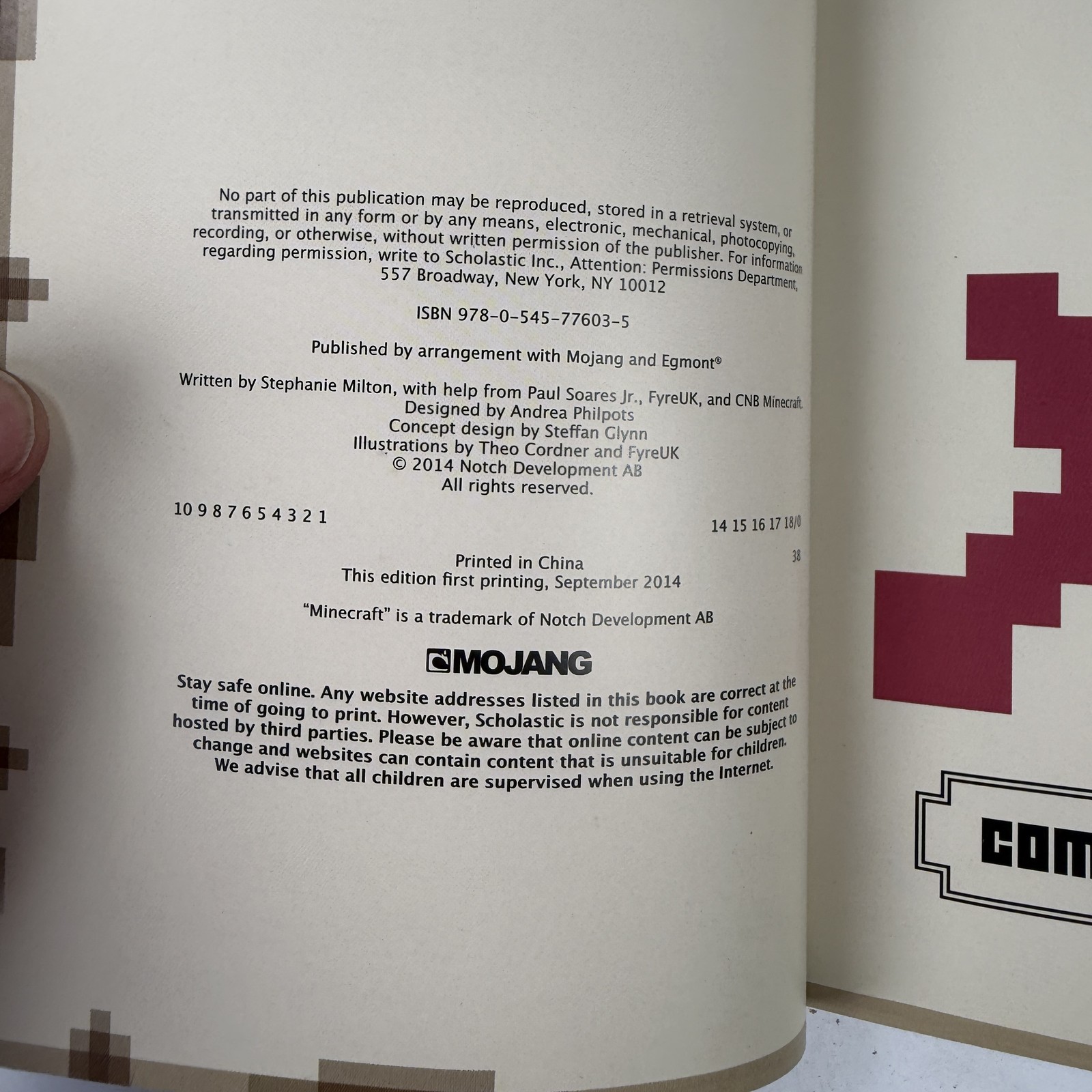 Minecraft Combat Handbook Official Strategy Guide Mojang Scholastic 2014
