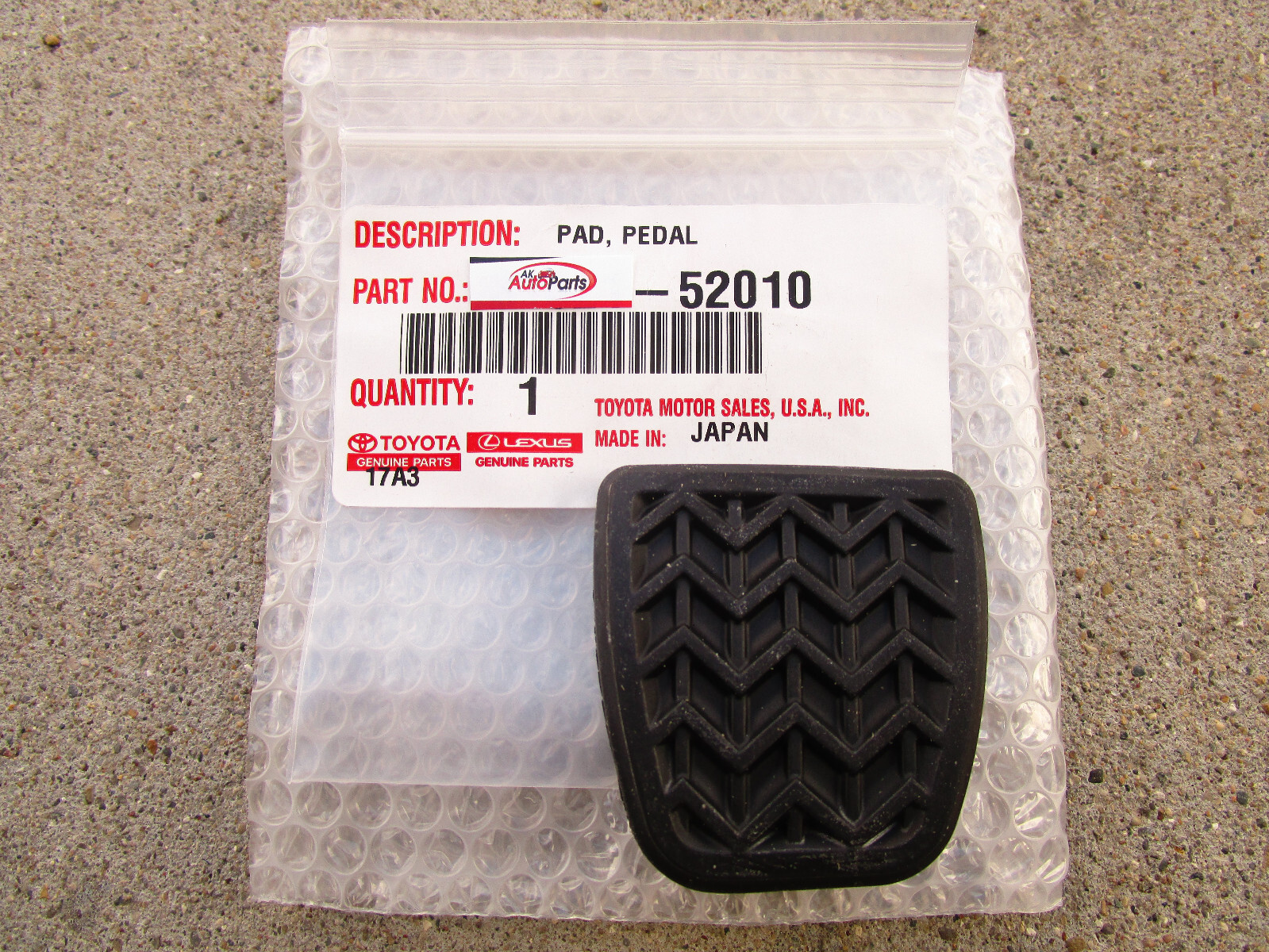 07 - 14 TOYOTA FJ CRUISER MANUAL TRANSMISSION CLUTCH / BRAKE PEDAL PAD OEM NEW