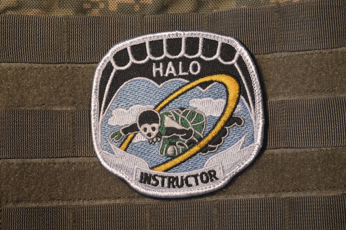 Joint Special Operations Task Force JSOTF-A velkrö 2-TAB: ZOMBIE Red BERET SKULL
