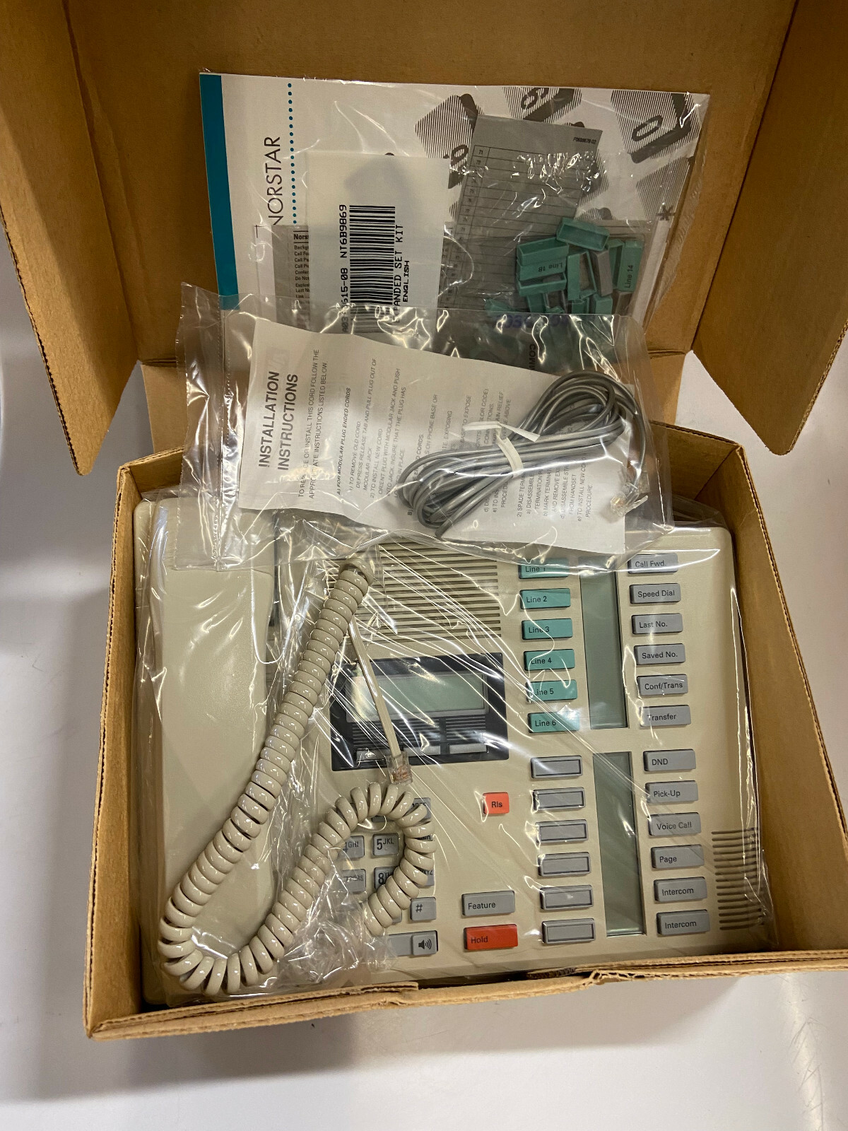 BRAND NEW Nortel NT8B42AC-35 M7324 Executive Telephone  (ASH)