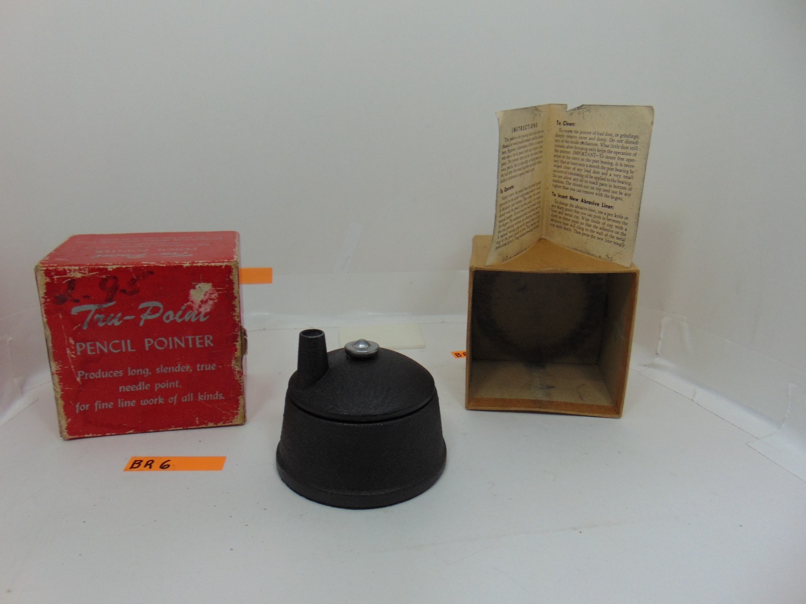 Vintage Tru-Point Draftsman's Pencil Pointer Lead Sharpener with Original Box