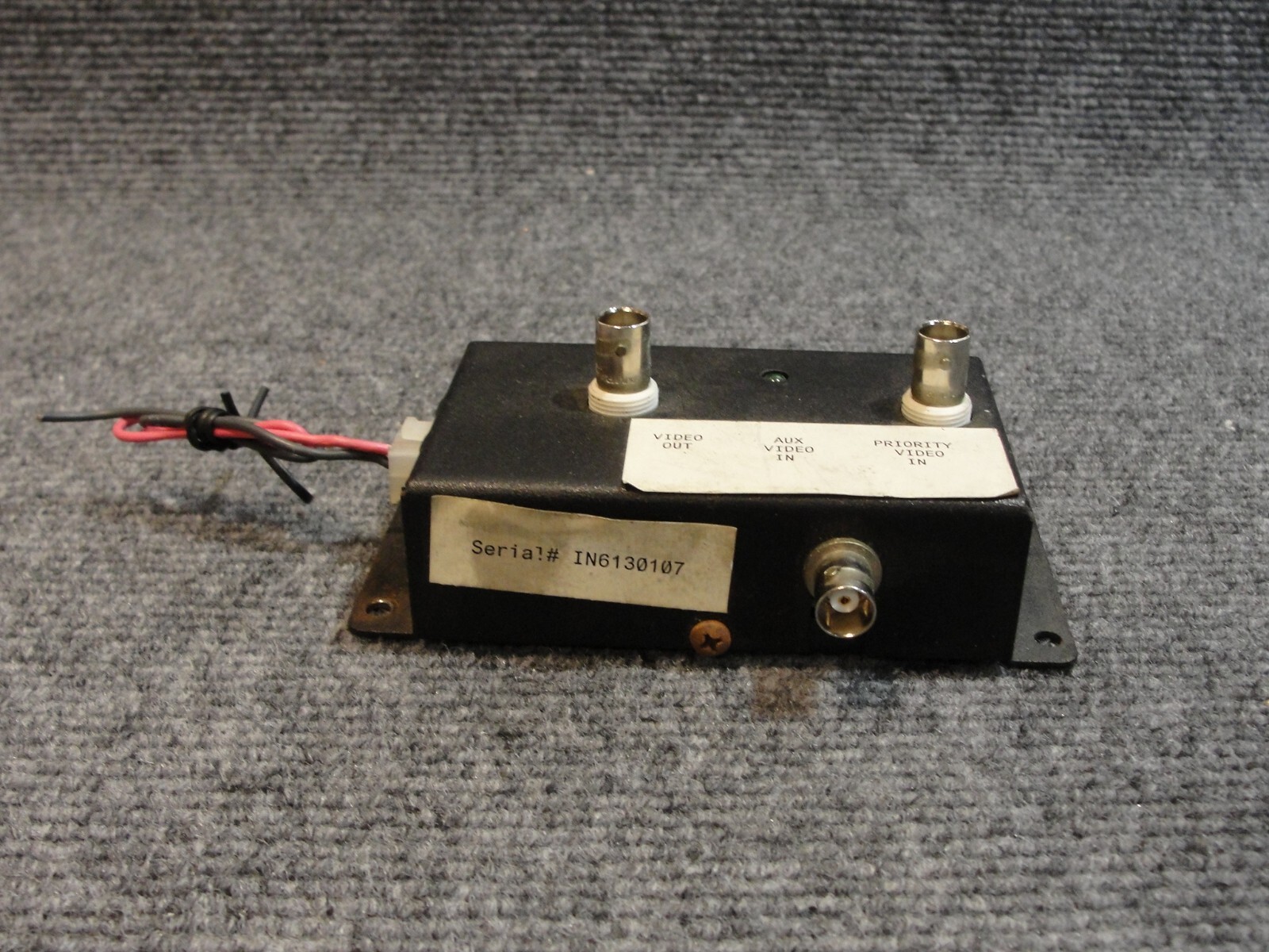 REI 700925 Coach Buses RVs Video Distribution AMP 2 Input 1 Output 12v / 24v