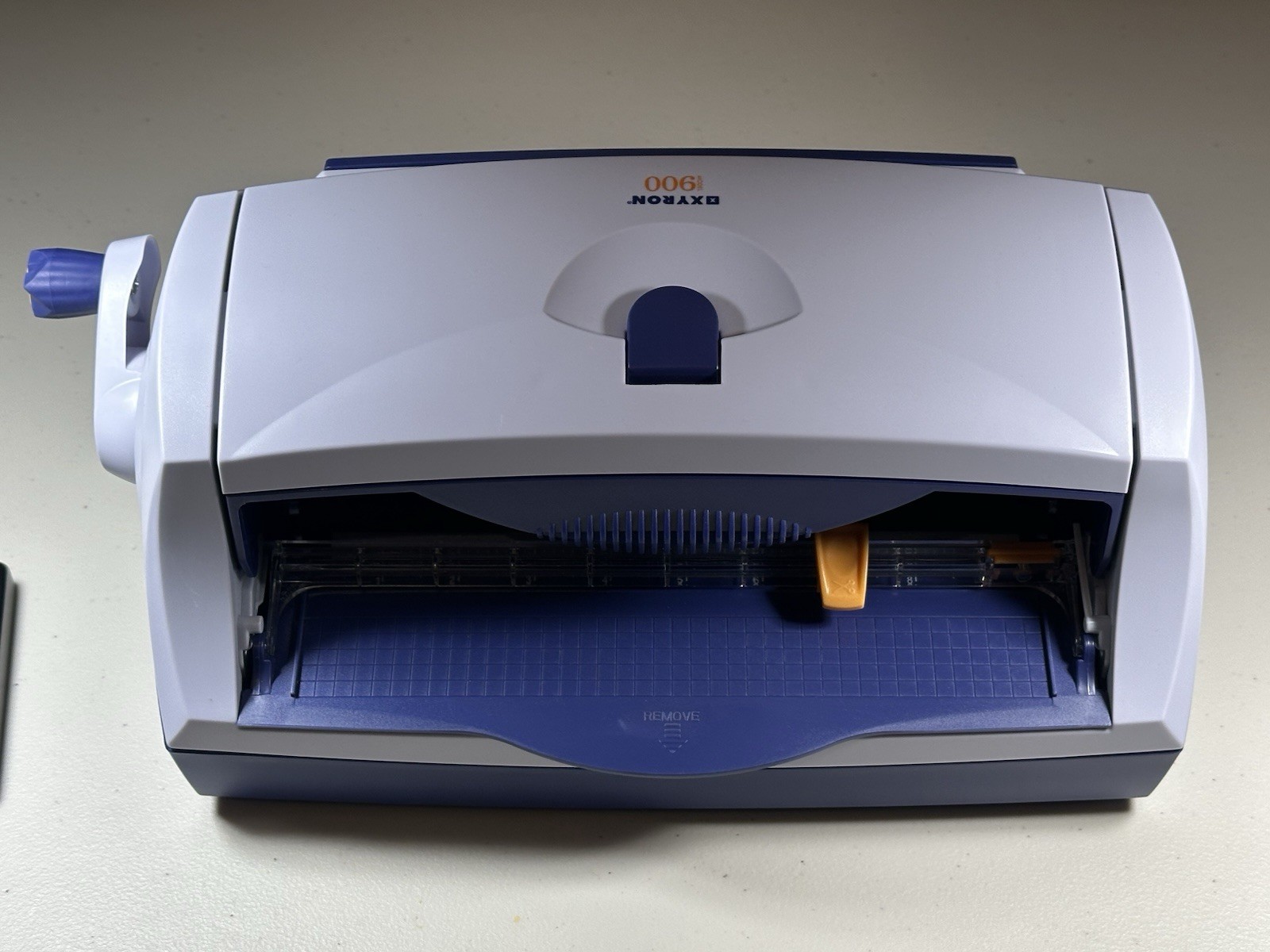 Xyron Model 900 Laminator & Sticker Maker Machine