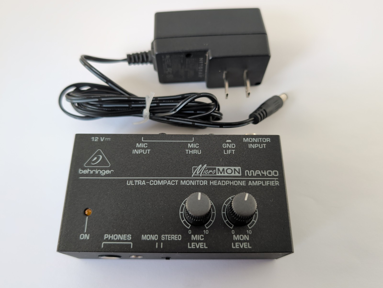 Behringer MA400 MICROMON Ultra-Compact Monitor Headphone Amplifier