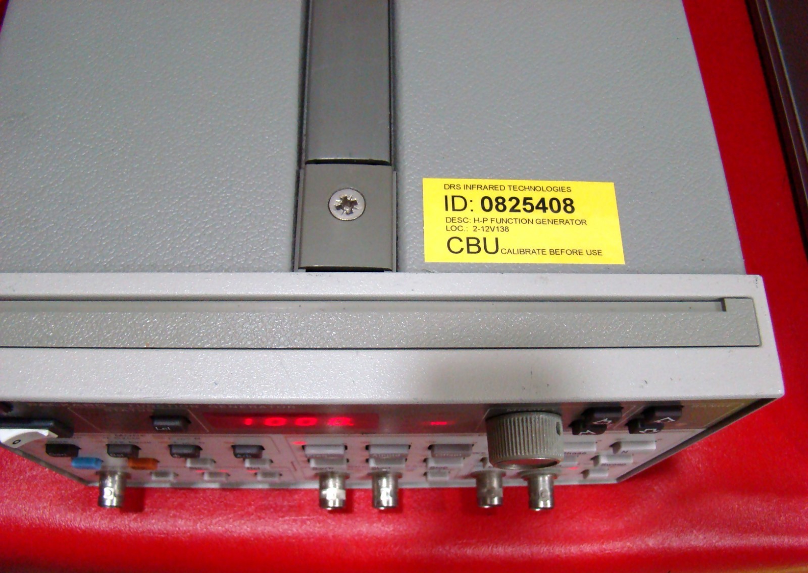 HP 3314A FUNCTION GENERATOR - 20 MHZ - TESTED