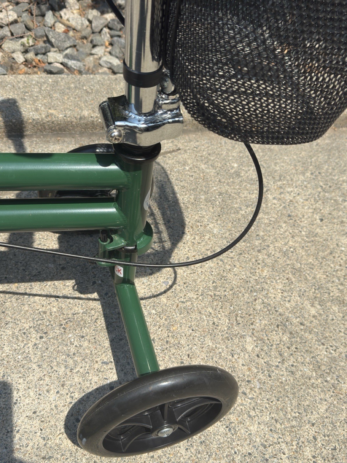 KneeRover Knee Steerable Scooter