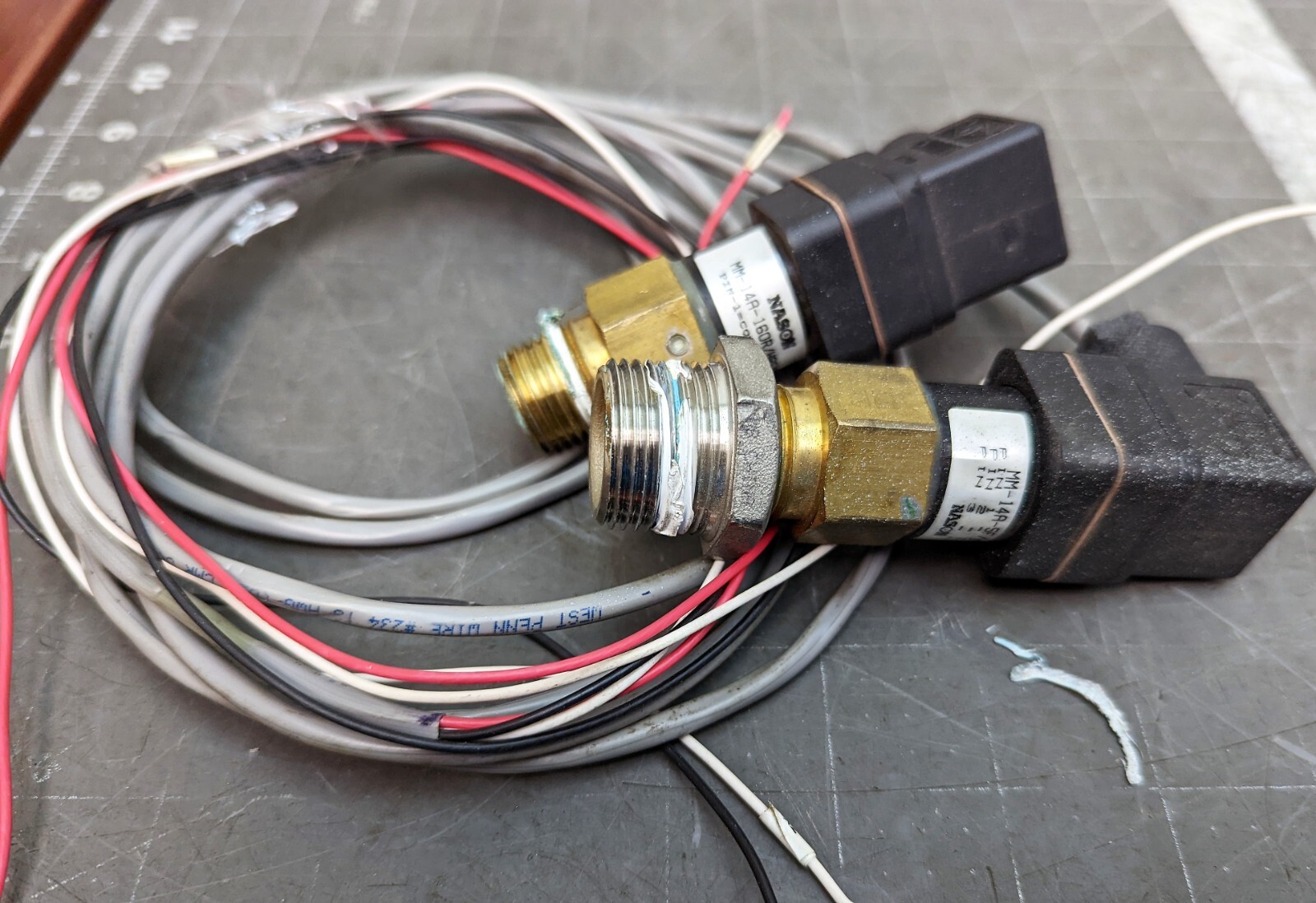 Nason MM-14A-5F/HREP & MM-14A-160R/HREP205 Switch WITH Canfield Connectors [OF16