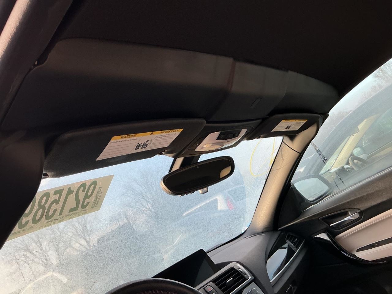 228I 2016 Glove Box 4909902