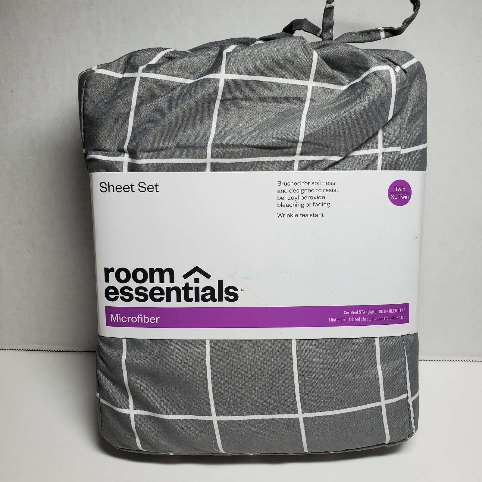 NEW-Room Essentials - Microfiber Sheet Set Gray/White Grid Twin/Twin XL
