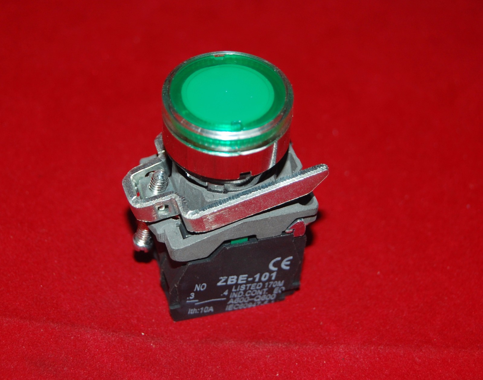 1PC 22MM Illuminated pushbuttons with flush push Fits XB4BW33B5 24V Green