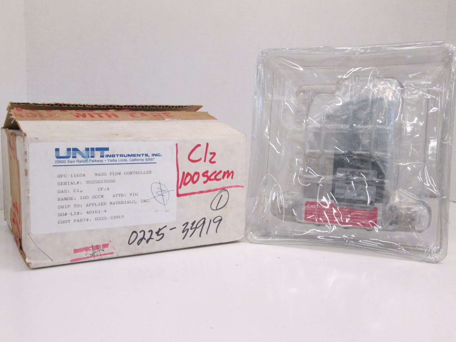 Unit UFC-1160A Mass Flow Controller, CL2, 100 SCCM, 15 Pin