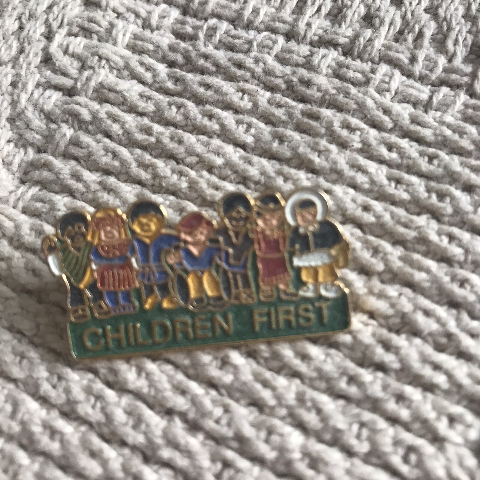Childen First Ethnic Unity Unify Race tack pin brooch Children Of The World