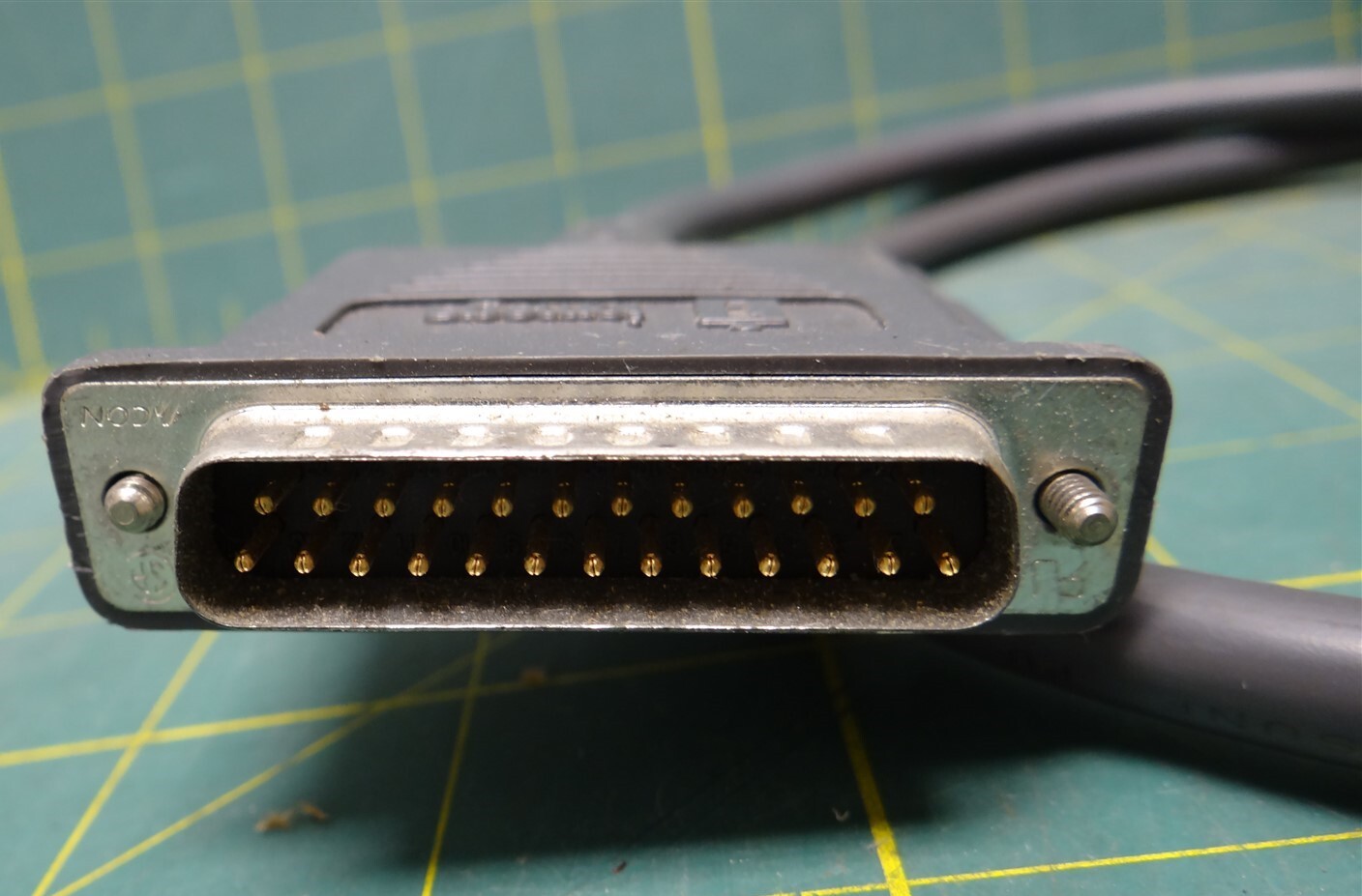 Used Iomega E128143 Zip 3' Cable Parallel Port LL64151