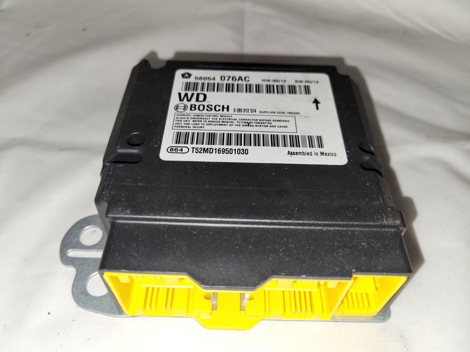 OEM 14-15 Dodge Durango Restraint Control Module 56054076AC