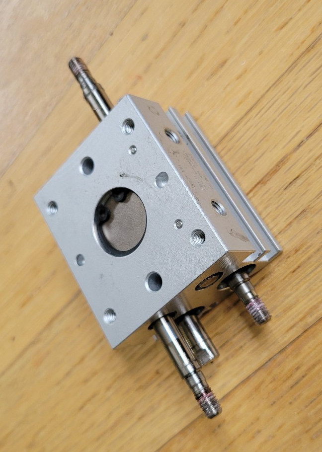 SMC MHL2-10D Pneumatic Parallel Gripper Tested Working Industrial Robot Gripper