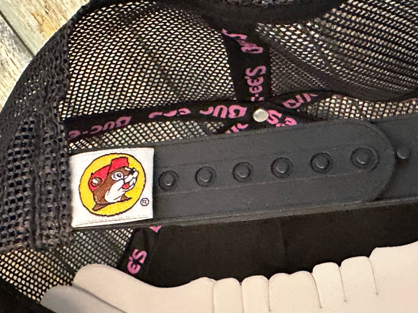 NEW Buc-ee's Leopard Print Trucker Hat with Pink Accents • Adjustable