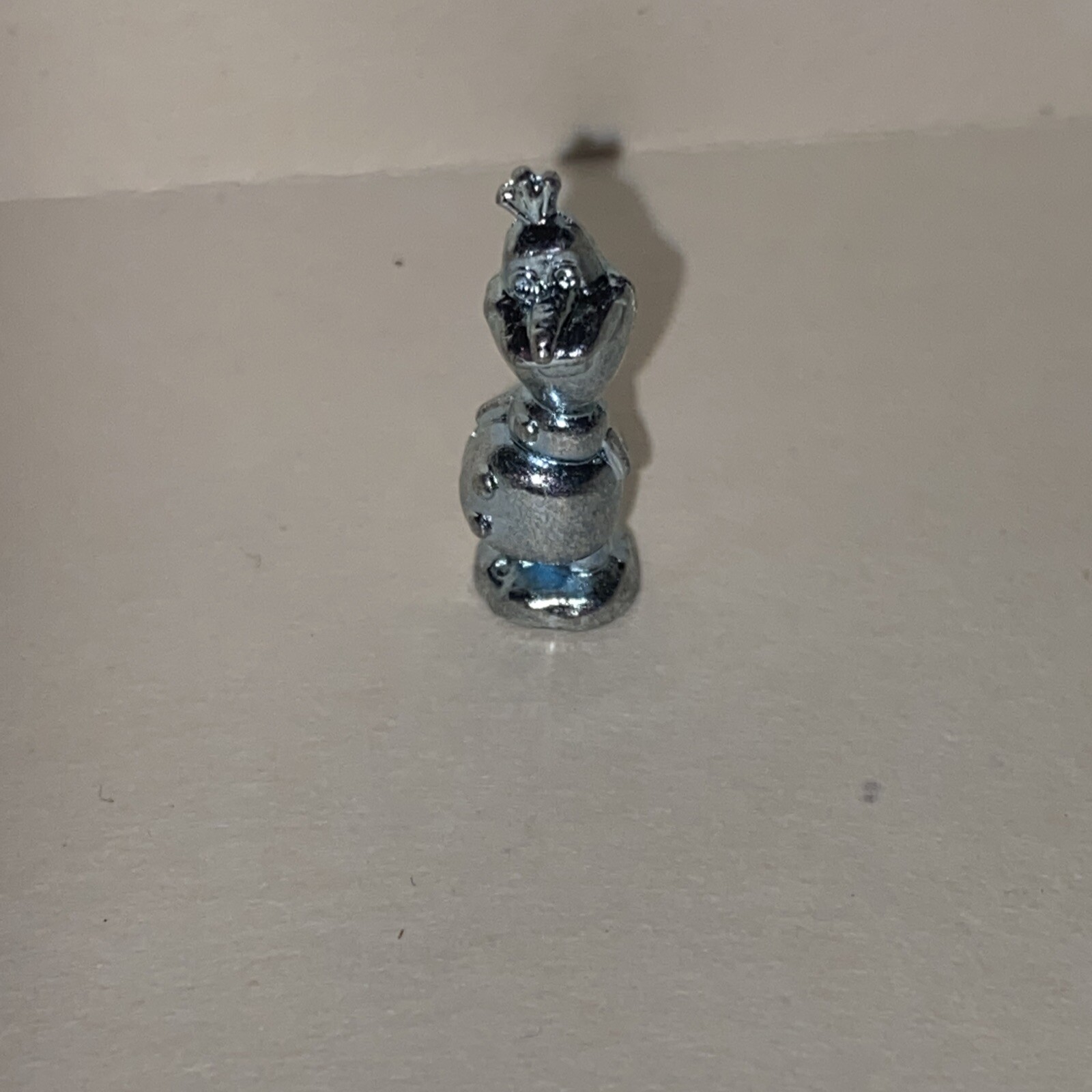 Monopoly Frozen 2 Olaf Token