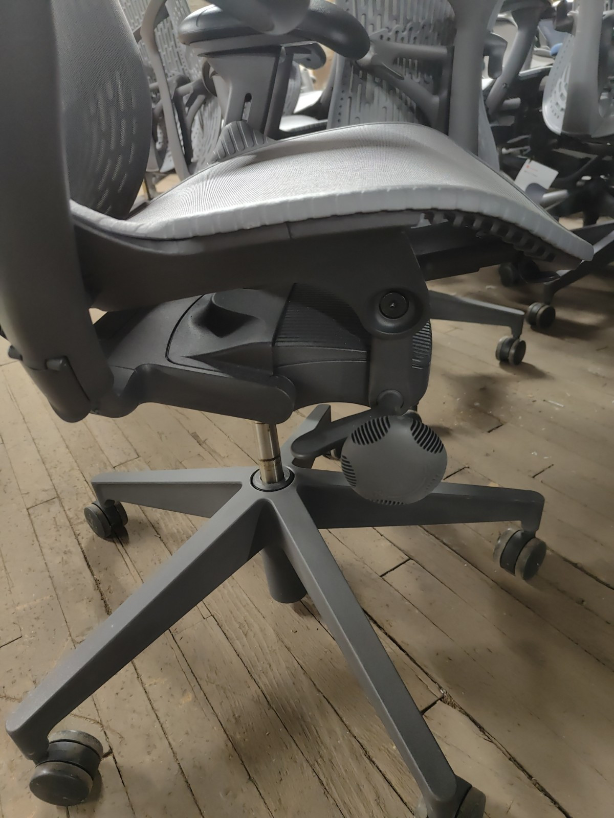Herman Miller Mirra 2 Desk Office Mesh Chair Grey And Graphite Version Flex