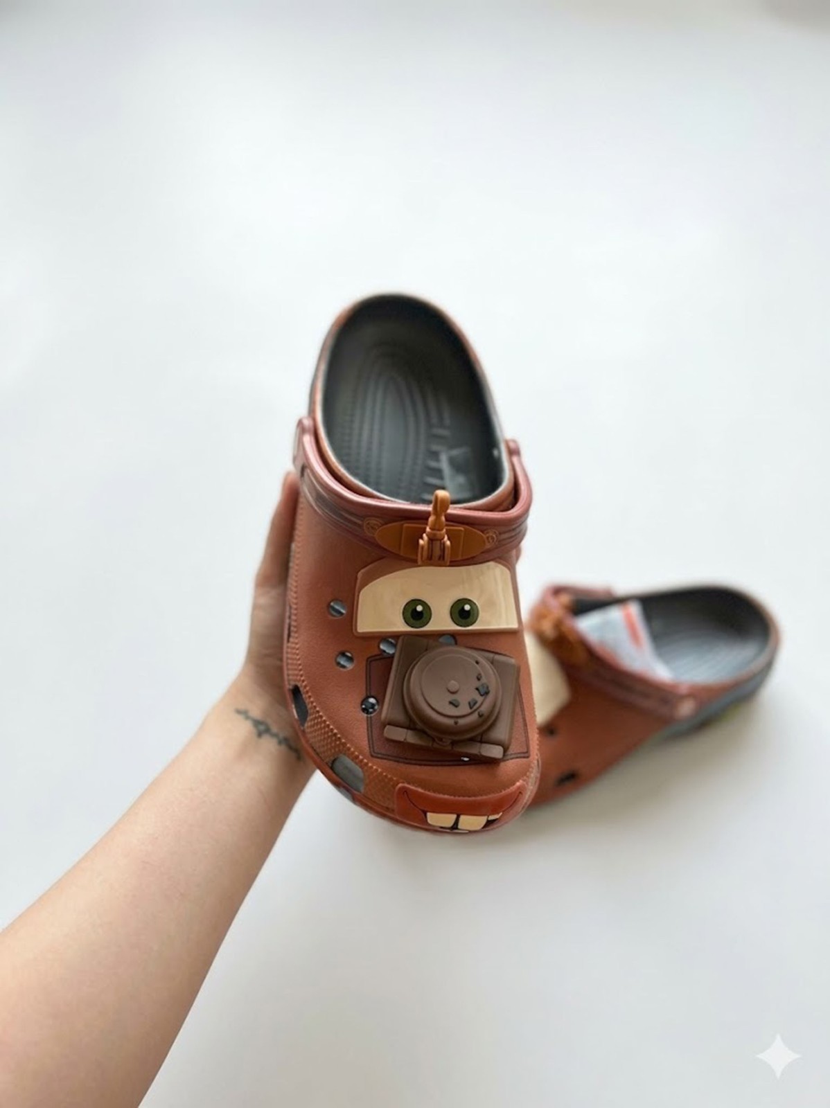 Crocs Car Tow Mater Classic