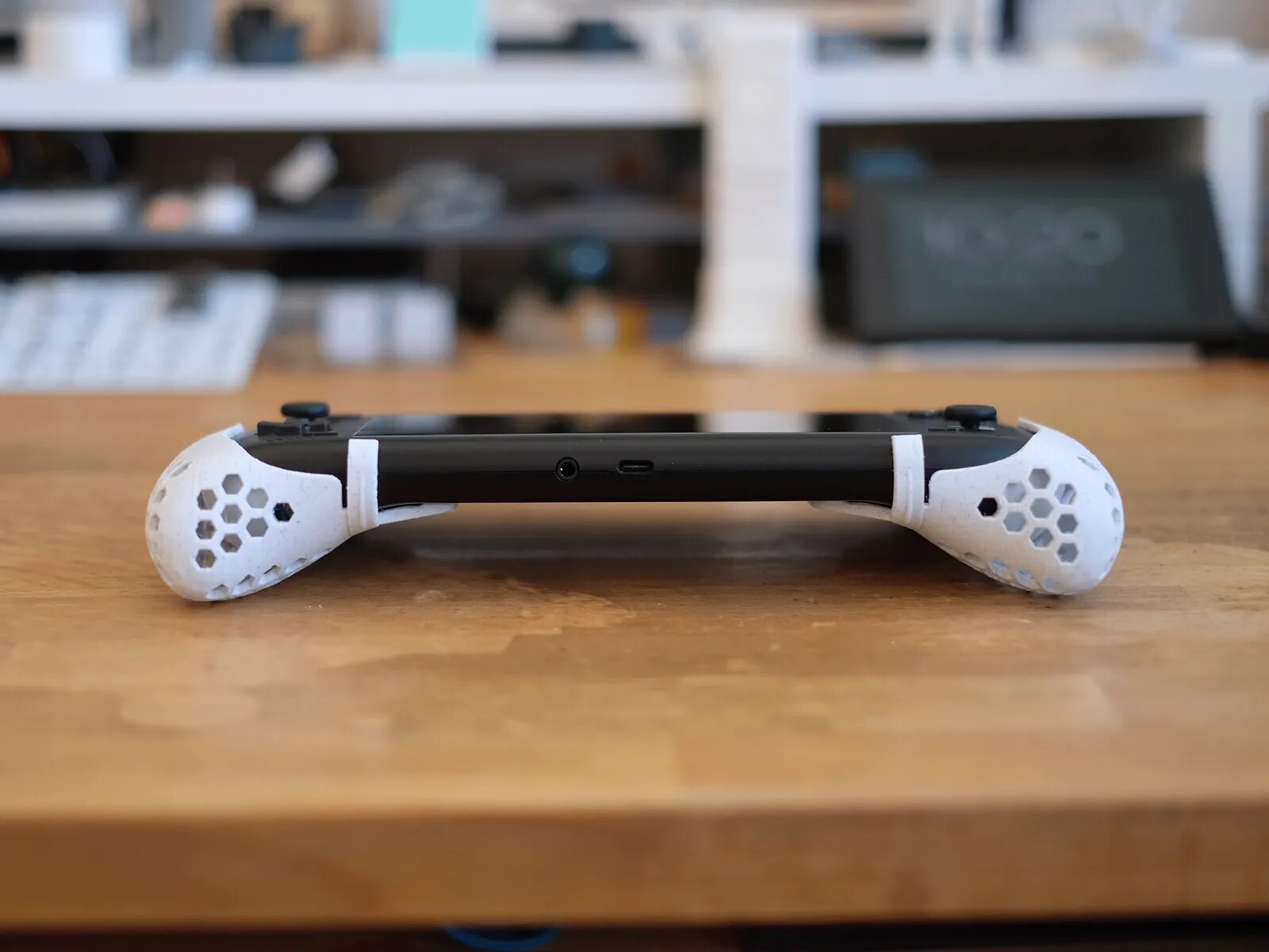 3D Printed Handhold Controller Grip Holder Handle Protector For Ayn Odin 2/2Pro
