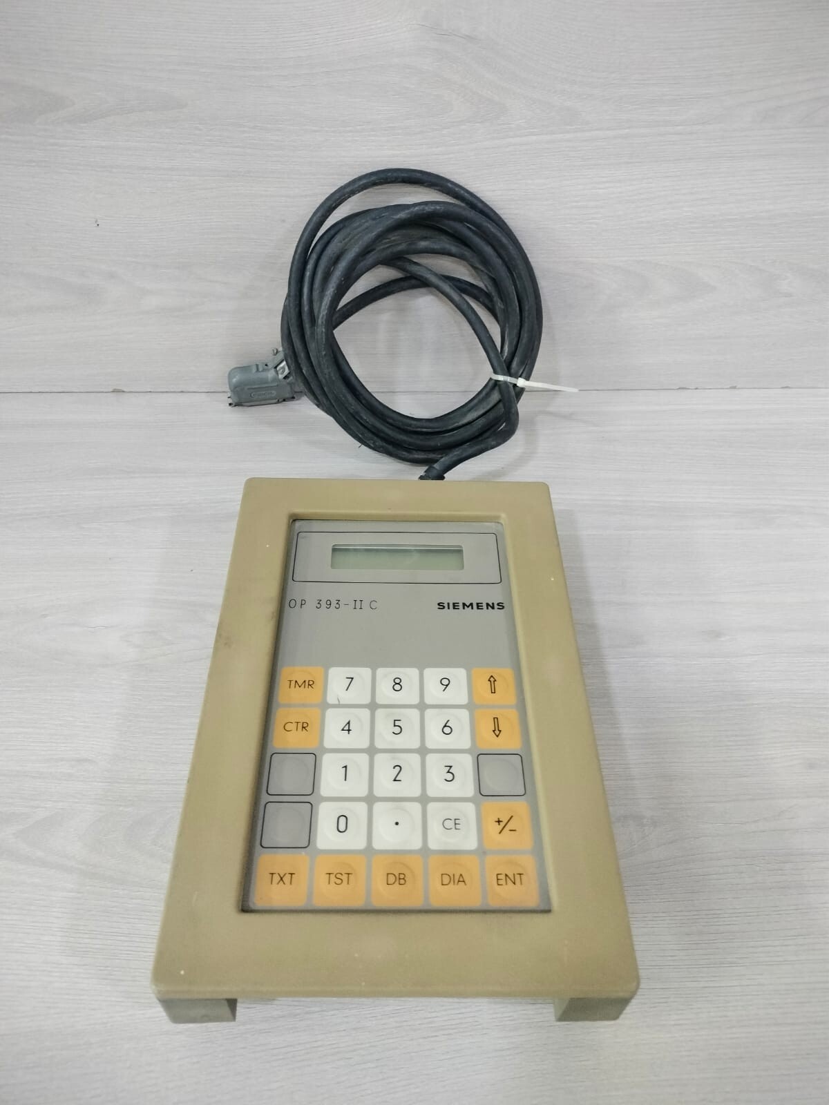 SIEMENS OP 393 II-C OPERATOR PANEL 6ES5 393-OUA13 W/O ACCESSORIES