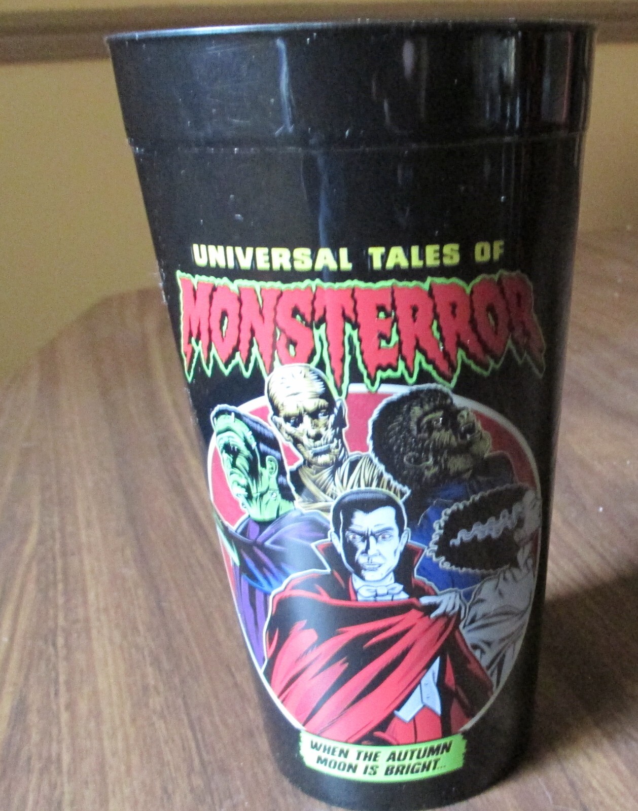 LEGENDARY UNIVERSAL MONSTERS SPIRIT HALLOWEEN  16 OZ PLASTIC CUP TUMBLER NEW