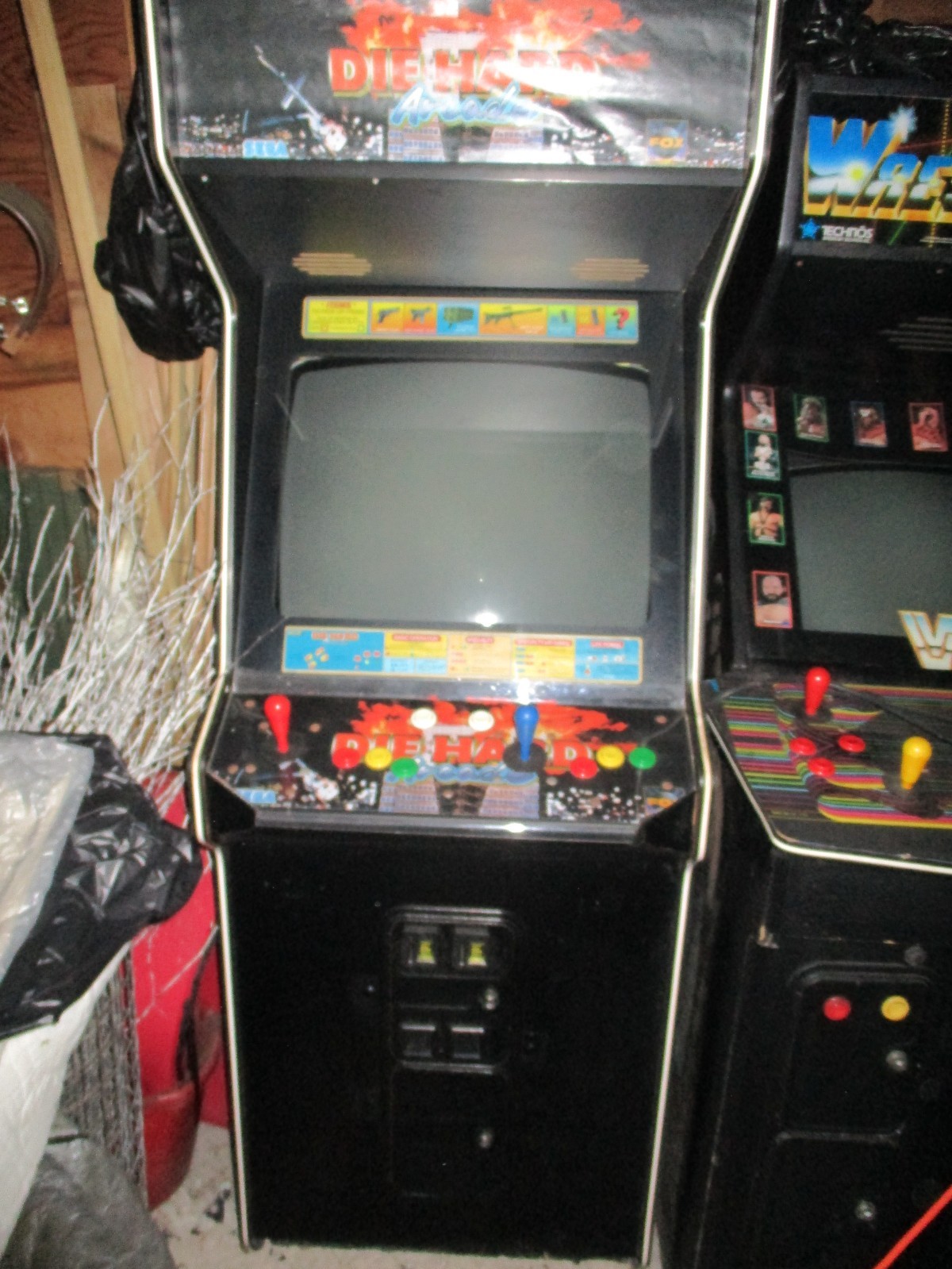 DIE HARD ARCADE by SEGA 1996 full size In Good Condition