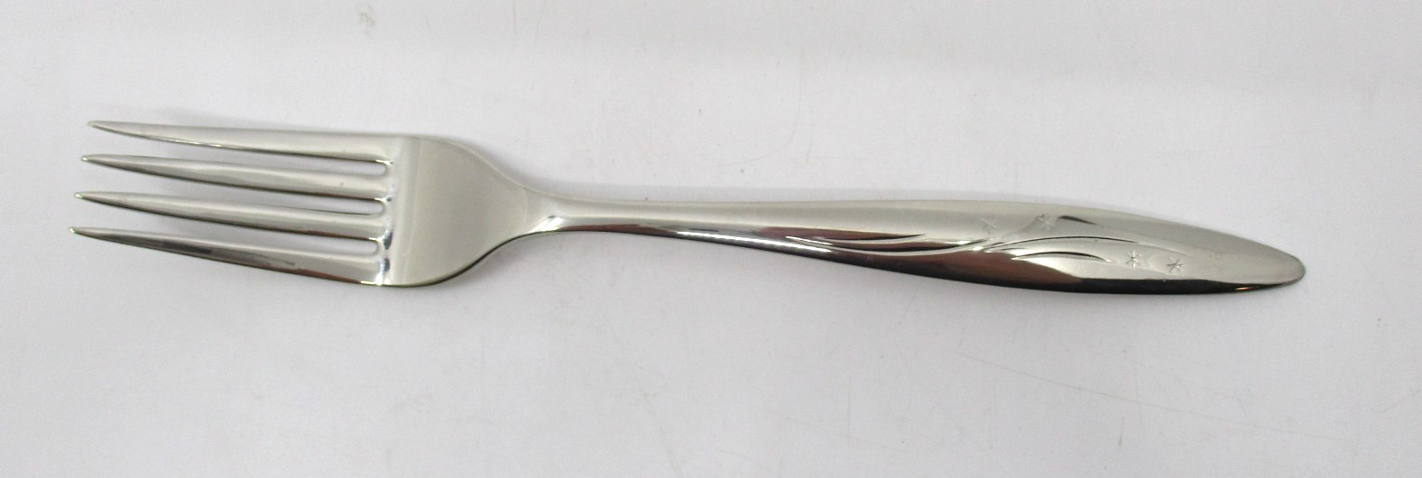 GORHAM STAINLESS GUIDING STAR DINNER FORK - 7 3/8"  - 6Q