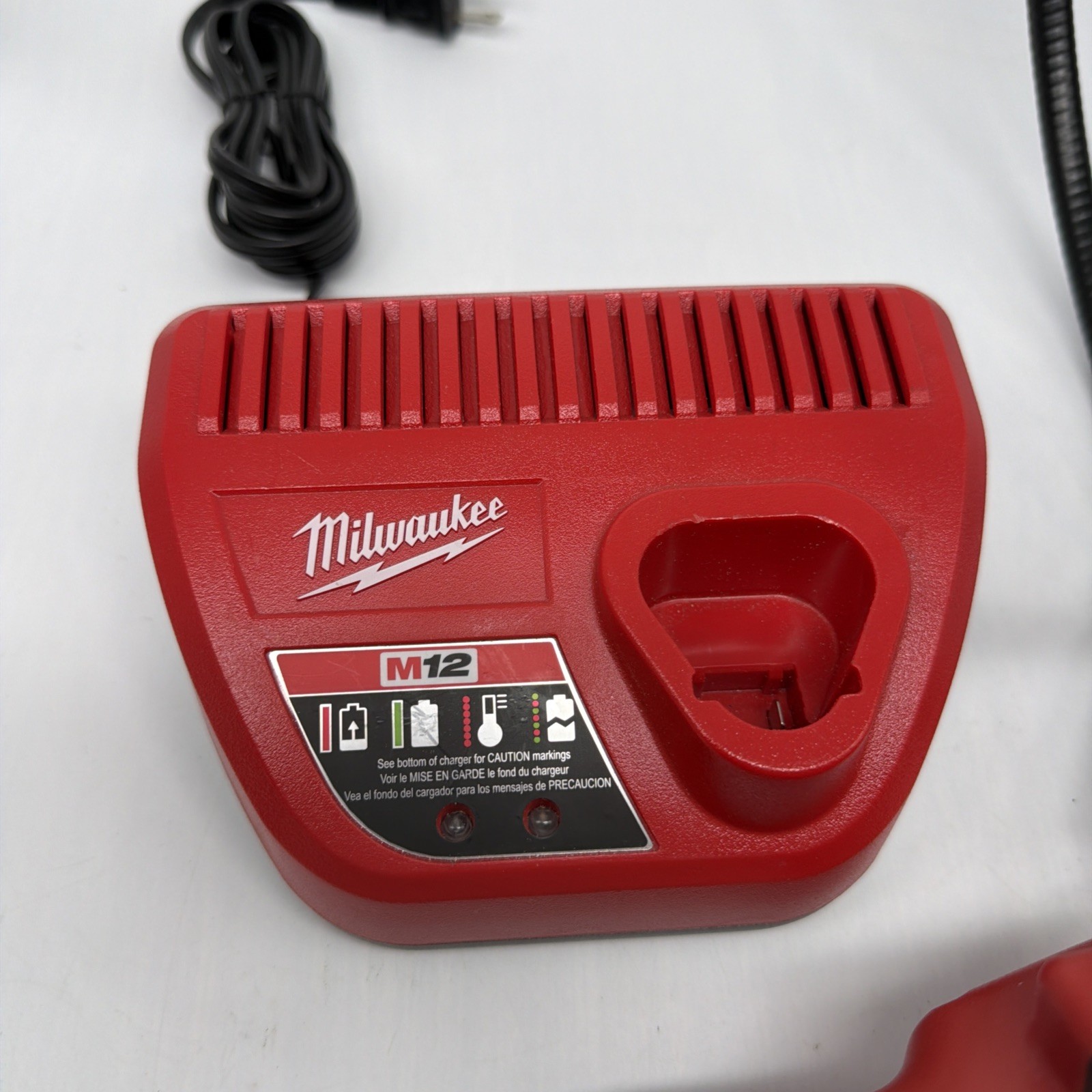 Milwaukee 2310-21 Digital Inspection Camera Kit Clean