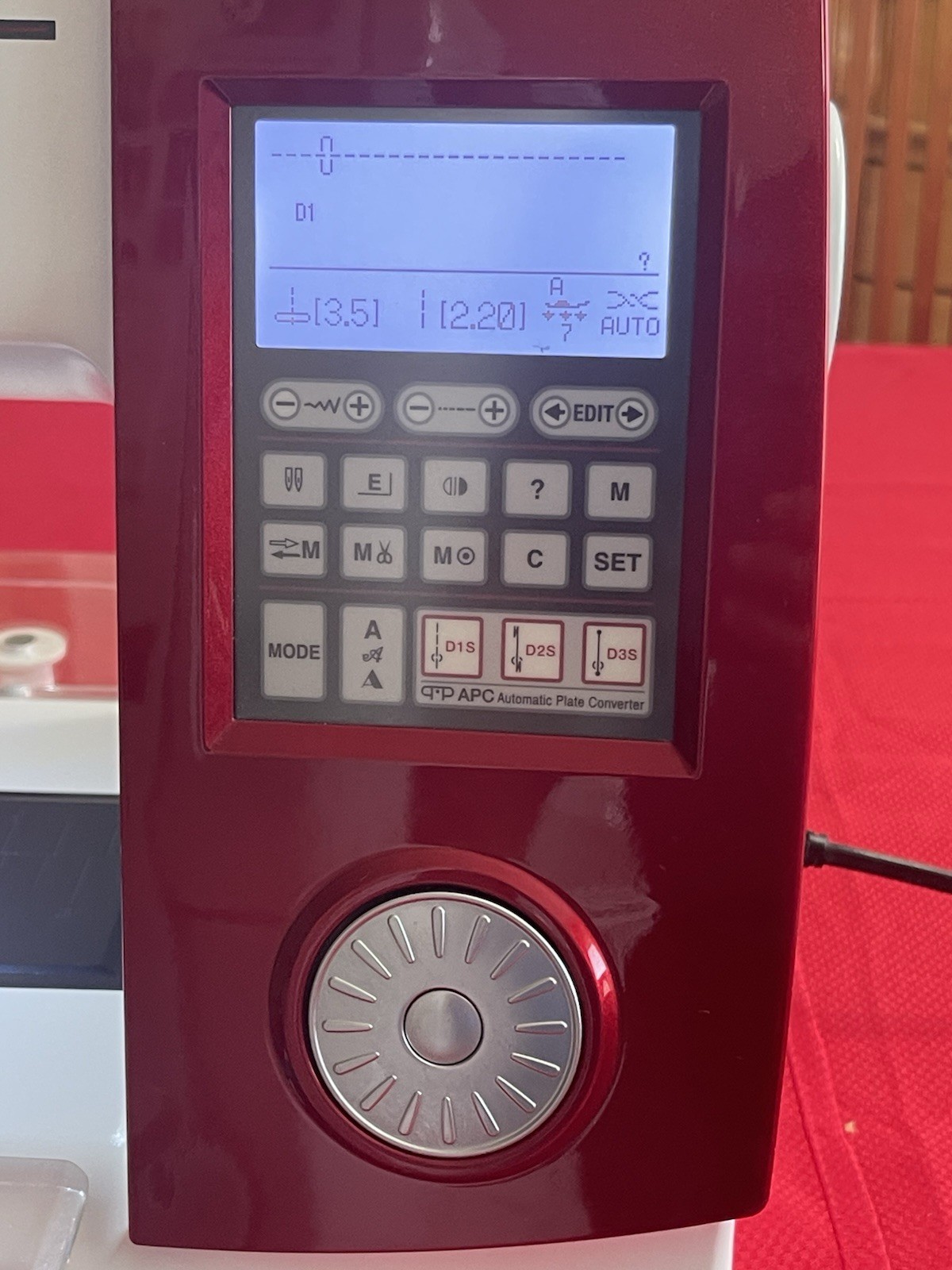 Janome Horizon Memory Craft 7700 QCP Computerized Sewing Machine