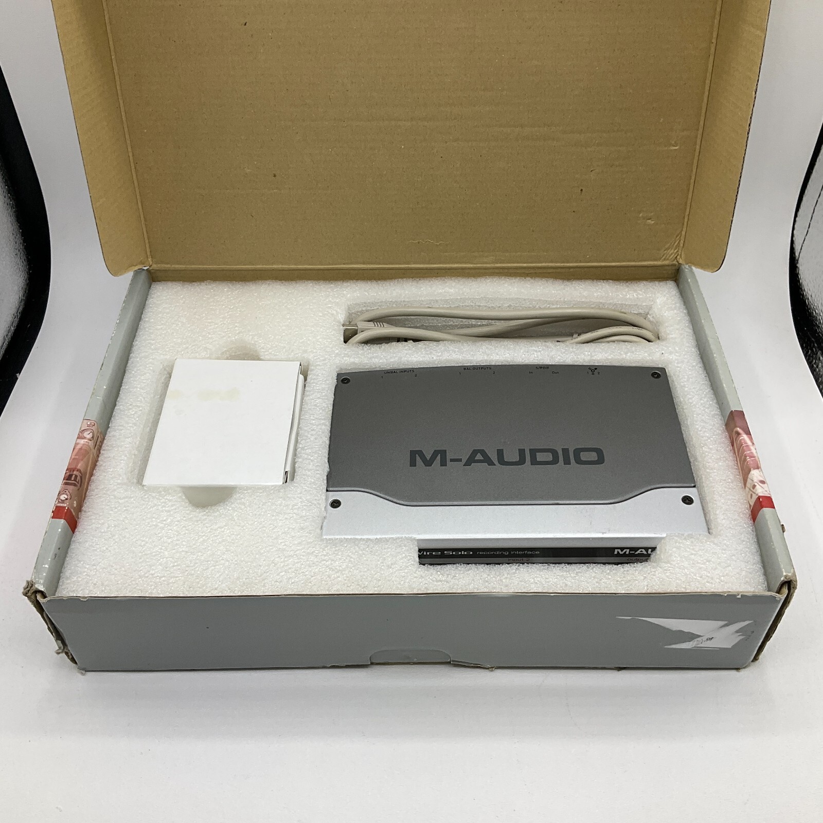 M-Audio FireWire Solo Recording Interface with Cords