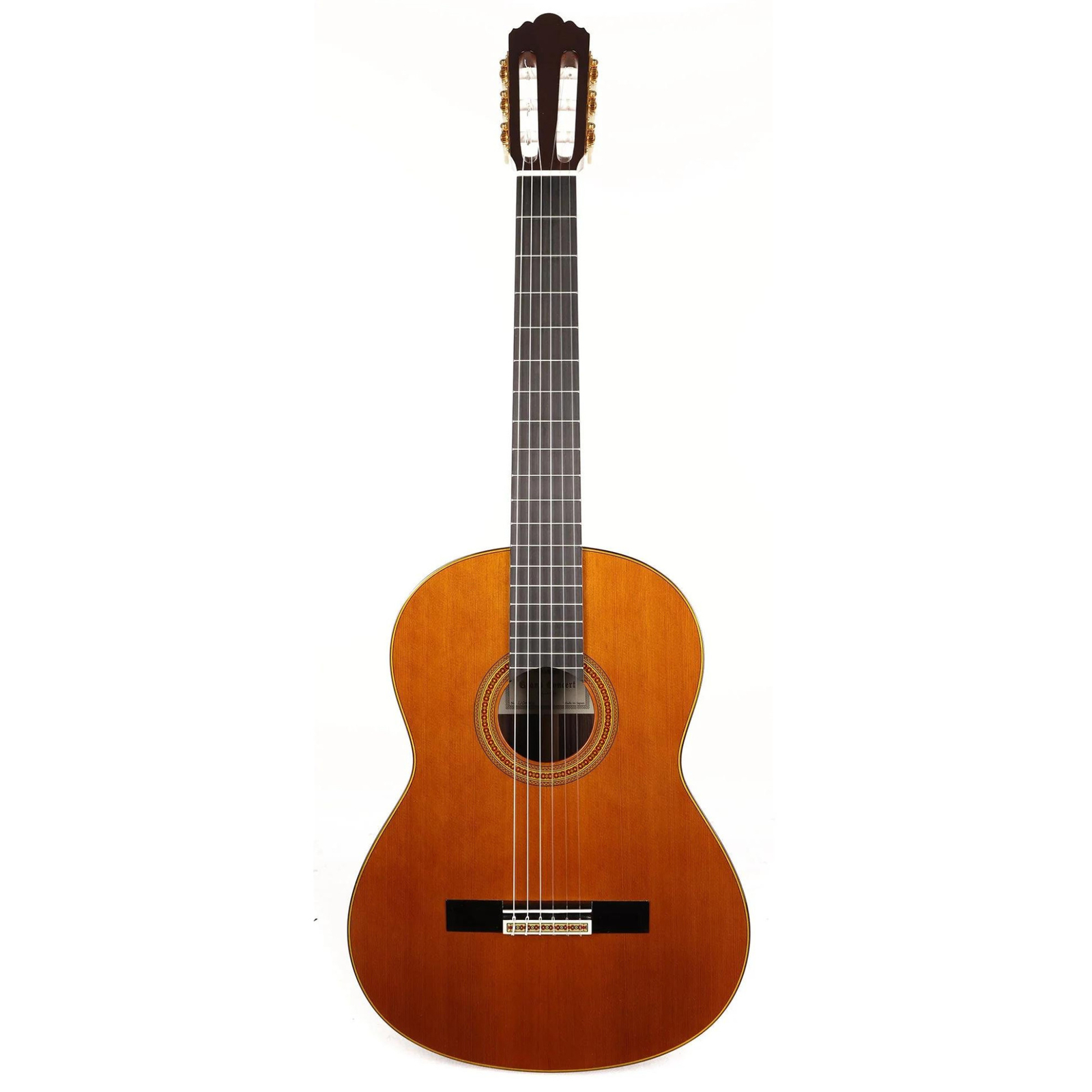 Yamaha GC32C Classical Guitar, Solid Cedar Top, Natural