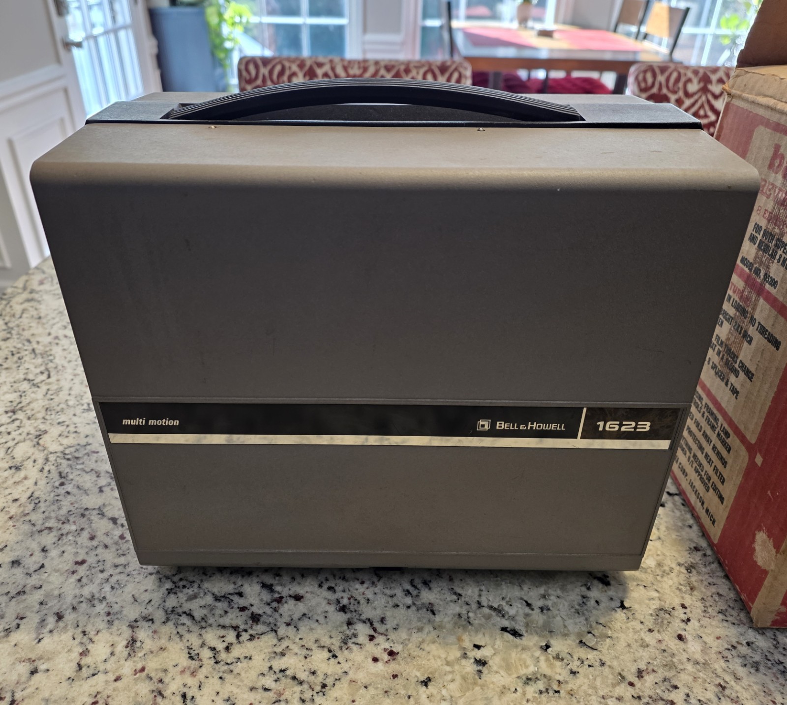 Bell & Howell 1623Z Multi Motion Super 8 & 8mm Projector