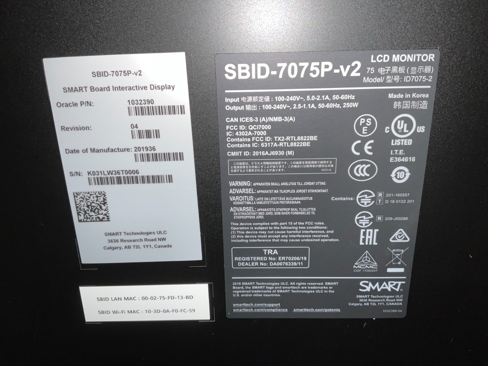 Smart Technologies Smart Board 7075-P 75" Interactive Display SBID-7275P-V2
