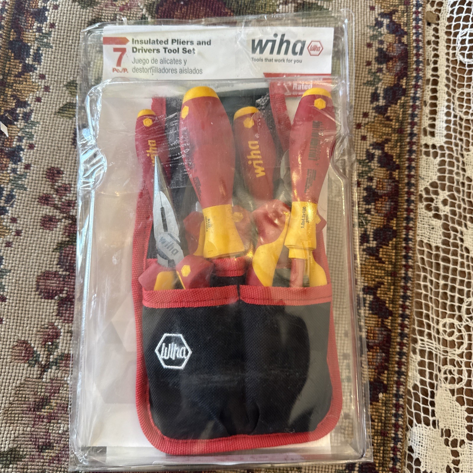 Wiha 7-piece Insulated Pliers and Drivers Tool Set.