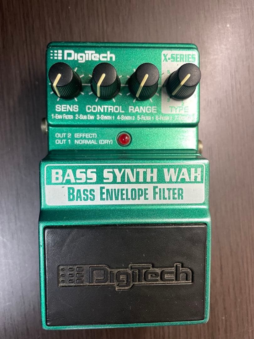 DigiTech Bass Synth Wah Envelope Filter Bass Guitar Effects Pedal Analog