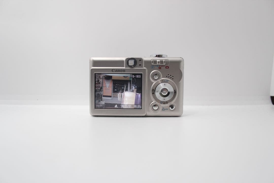Canon IXY DIGITAL 55 Compact Digital Camera with Accessories Excellent Condition