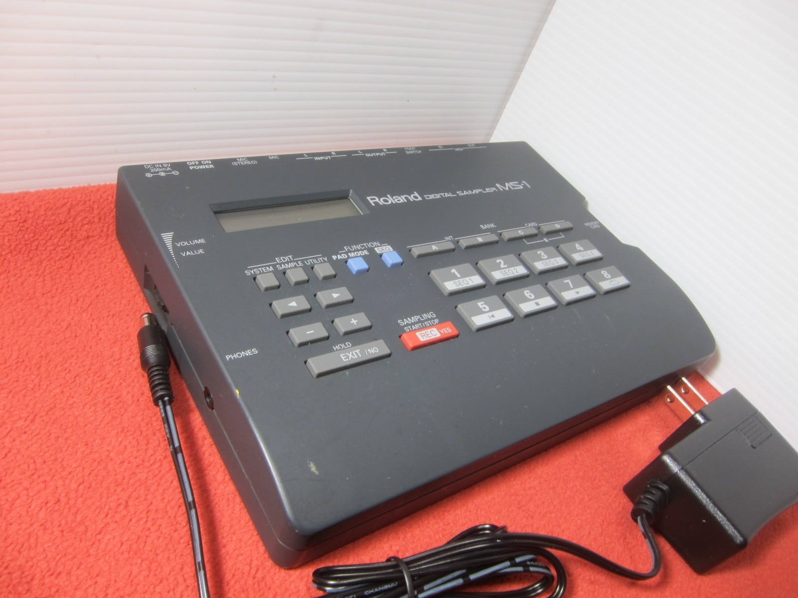 Roland MS-1 Digital Sampler 8 Pad Sequencer Tested Made in Japan w/ power supply
