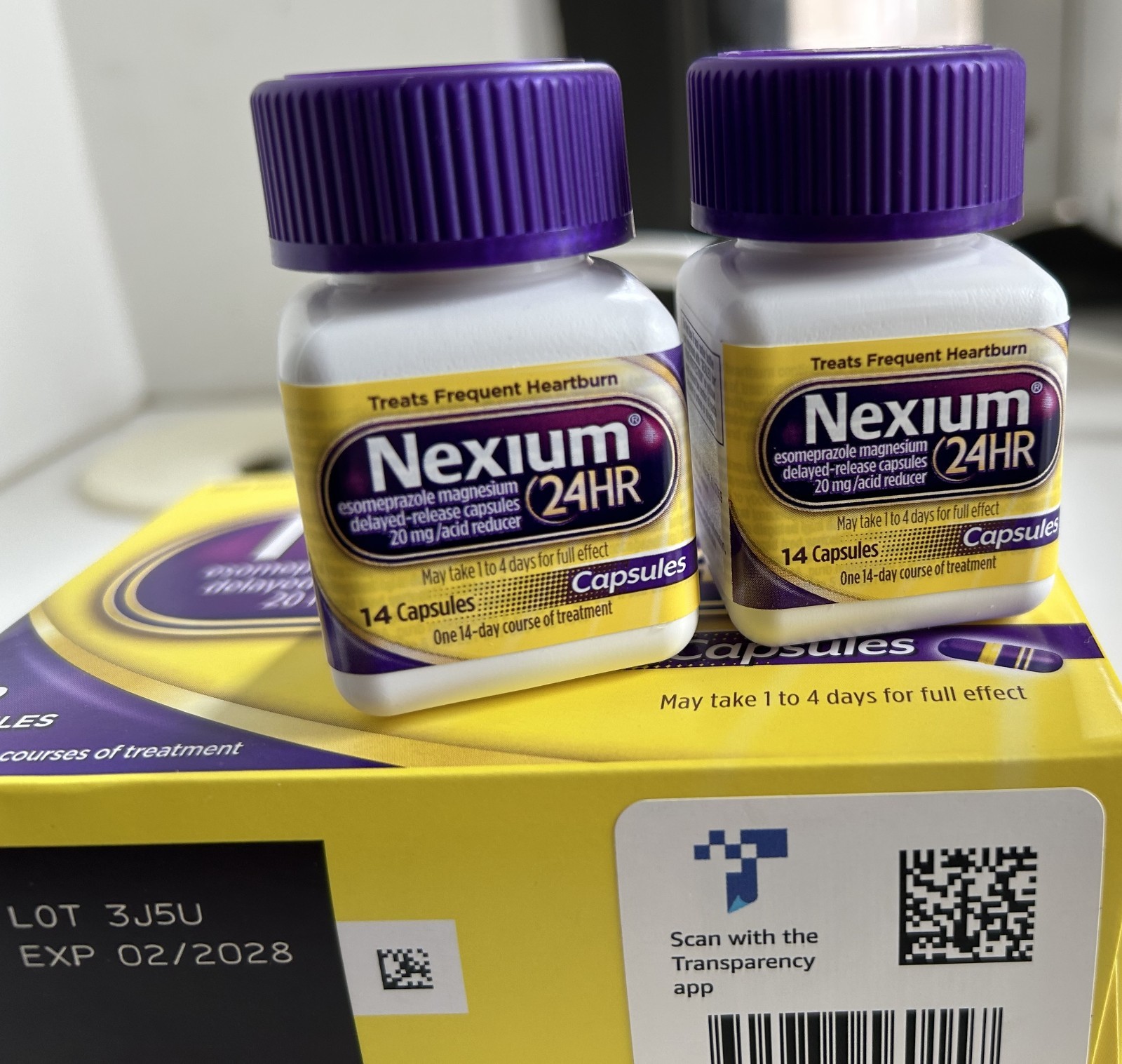 Nexium 24hr Delayed Release 24HR 20mg - 2 packs of 14 Capsules Exp 02/28